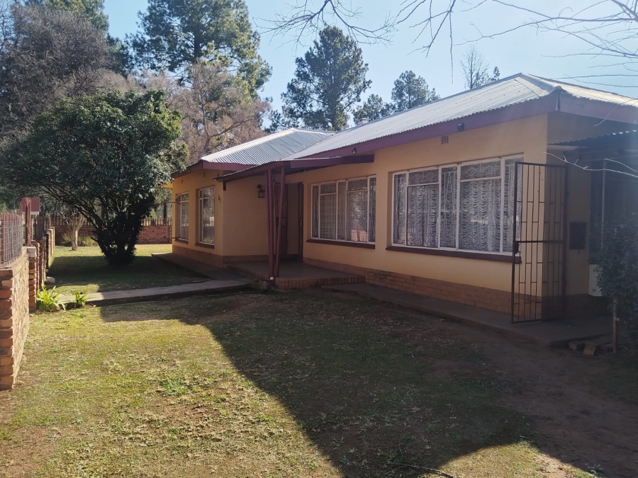 8 Bedroom Property for Sale in Die Bult North West